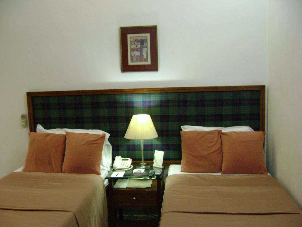 The Royal Residency Hotel New Delhi Buitenkant foto