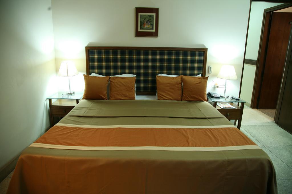 The Royal Residency Hotel New Delhi Buitenkant foto