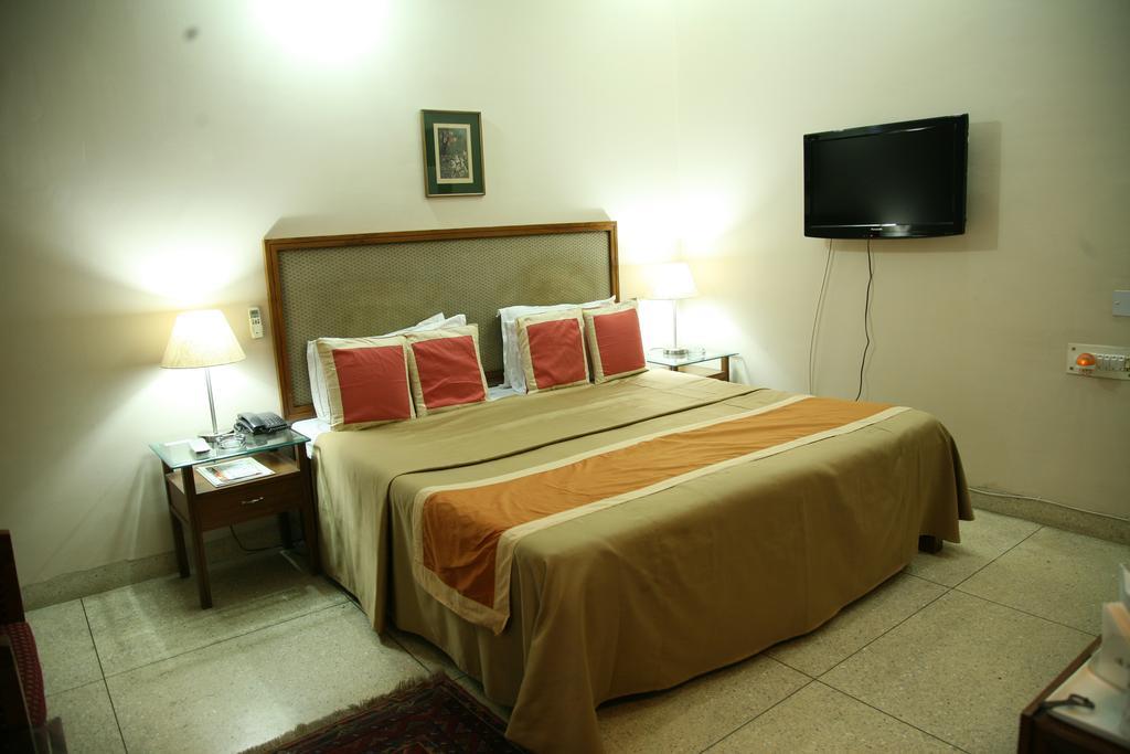 The Royal Residency Hotel New Delhi Buitenkant foto