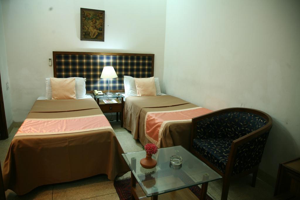 The Royal Residency Hotel New Delhi Buitenkant foto